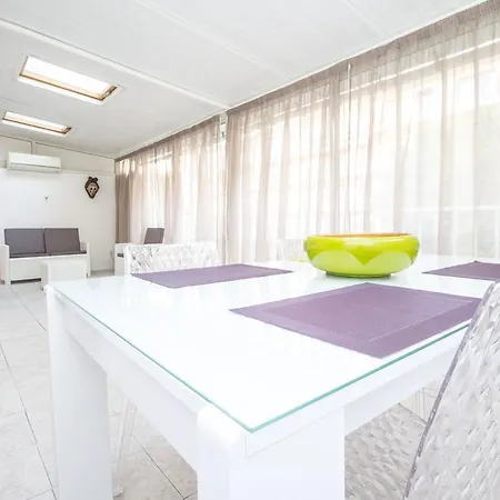 3 Pieces Liberation Apartment *